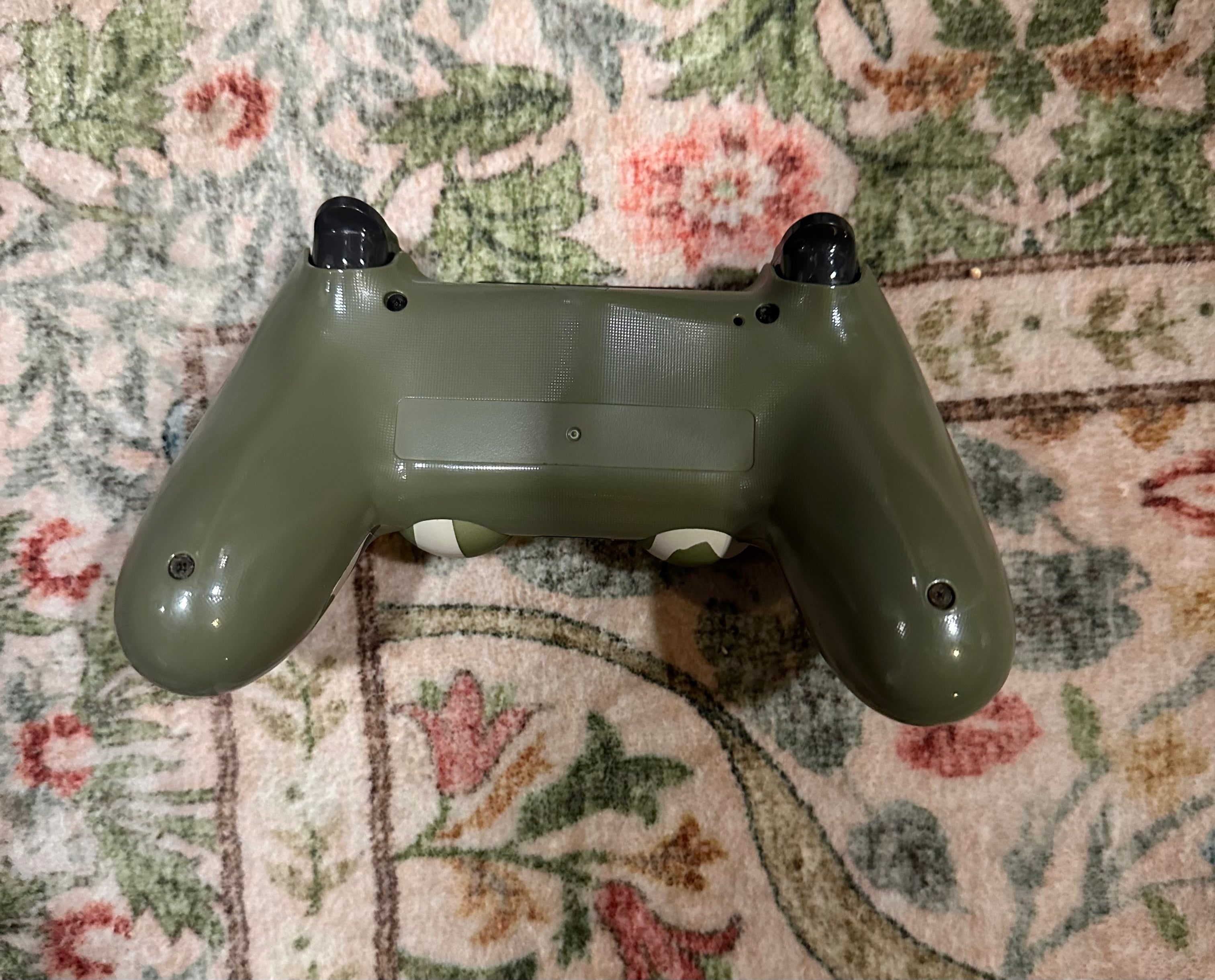 Green Camo DualShock 4 PlayStation 4 Controller
